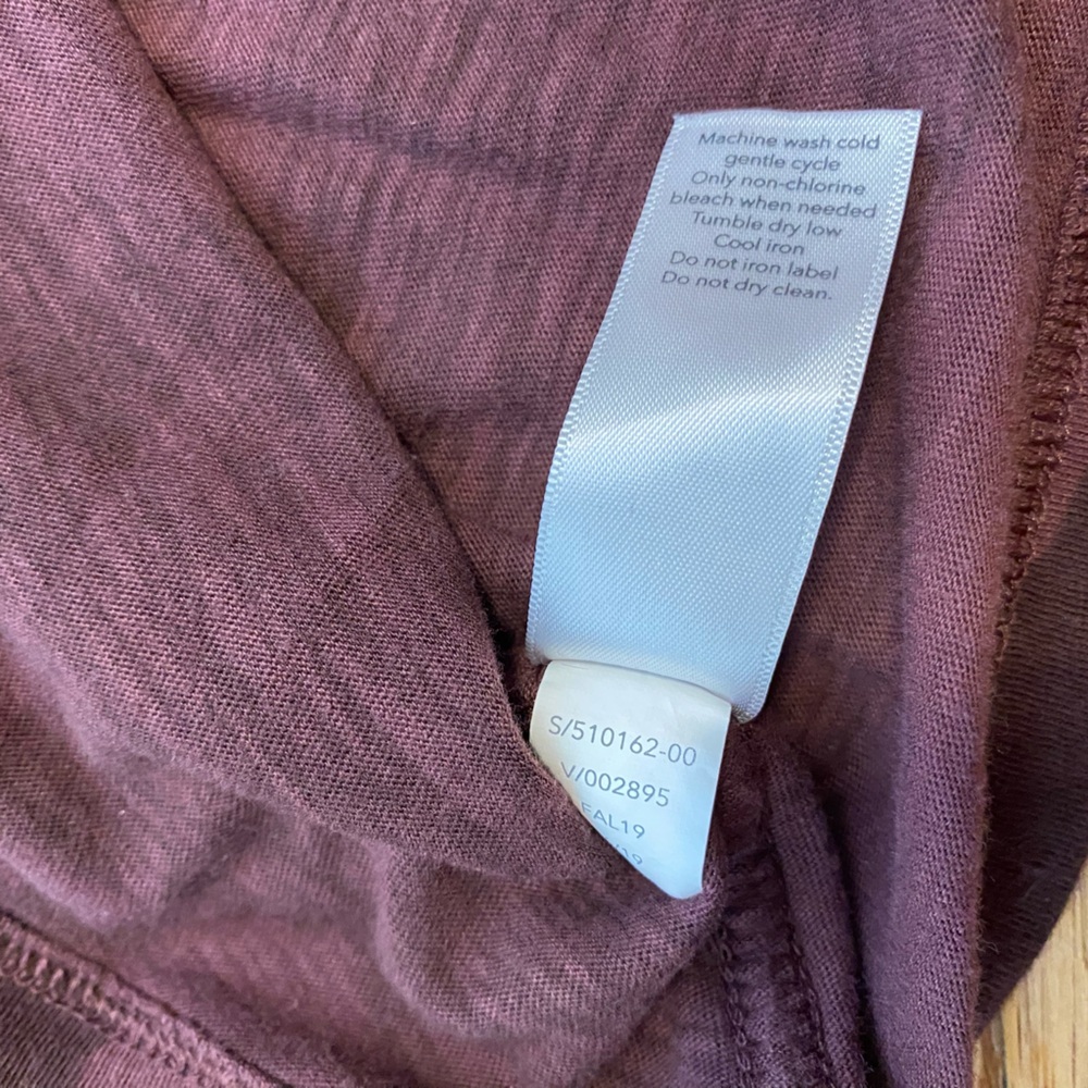 Athleta Women S Daily Camo Crew T-shirt Pink Purple Short Sleeve Top Size Small - Picture 6 of 6